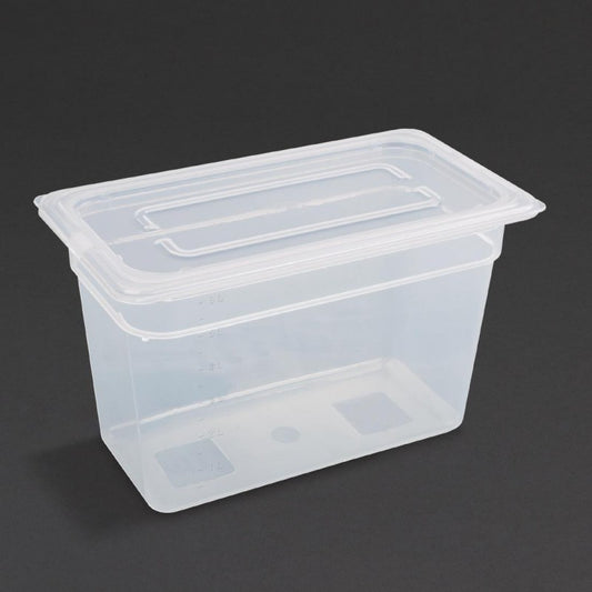 Vogue Polypropylene 1/3 Gastronorm Container with Lid 200mm (Pack of 4) - Capacity: 6.9Ltr. Material: Polypropylene. GN 1/3. Third Size. With lid